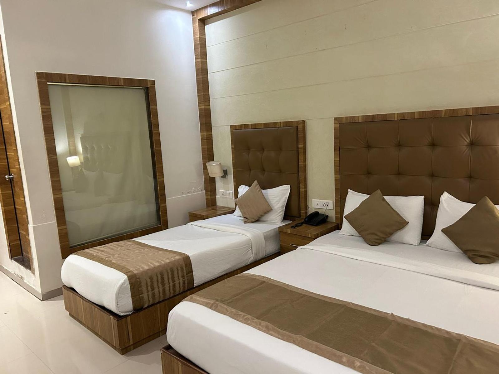 Hotel Bkc Mannat Mumbai  Buitenkant foto